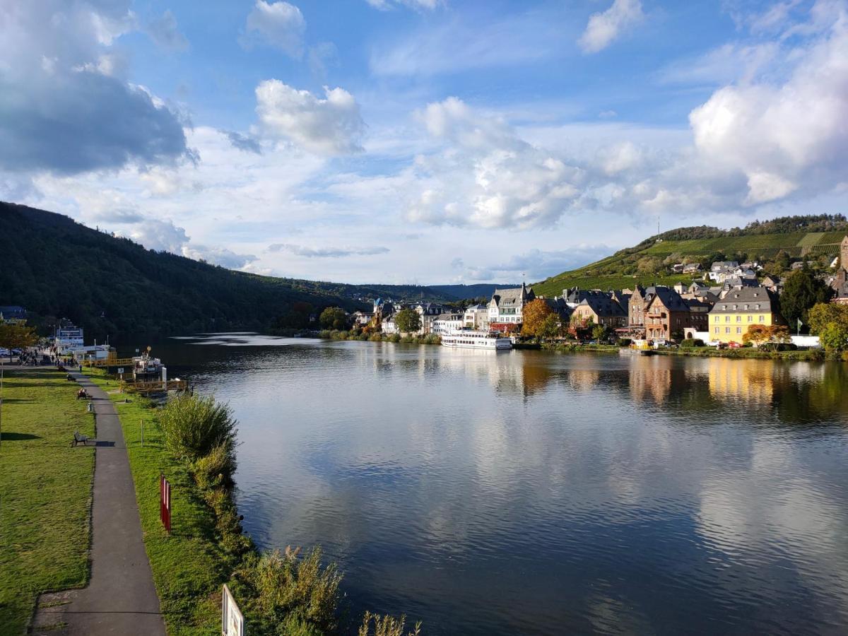 Kleine Moselruhe - Gemuetliche Ferienwohnung Bis 3 Personen - Zentral In Traben-Trarbach Dış mekan fotoğraf